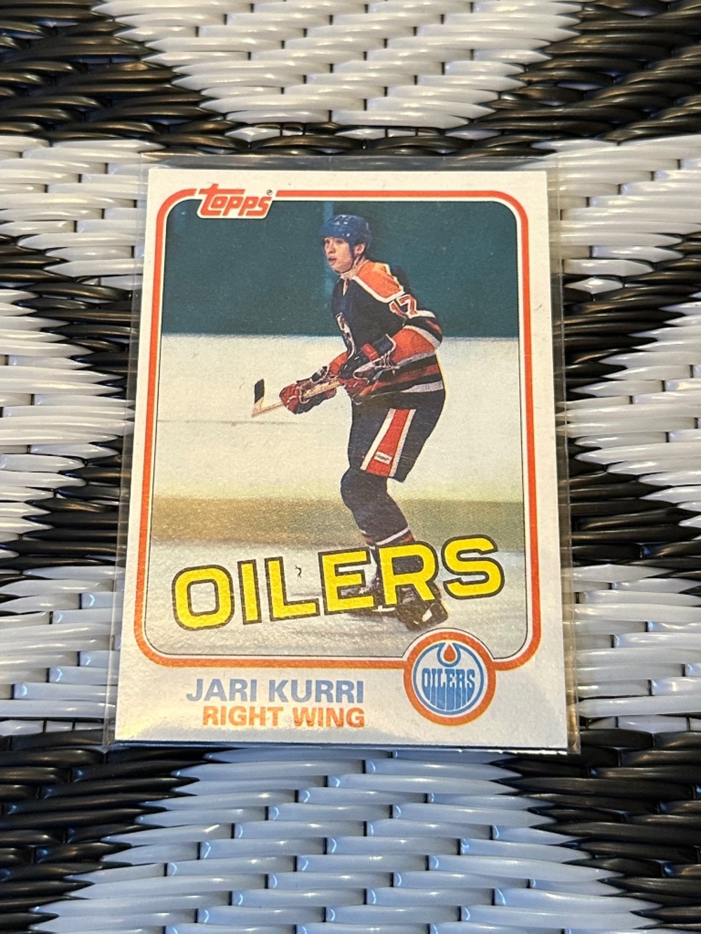 Jari Kurri Topps 1981 Rookie Hockey Card Raw